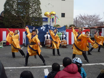 よさこいソーラン「ＹＯＳＡＫＯＩいなぎ藍の風」