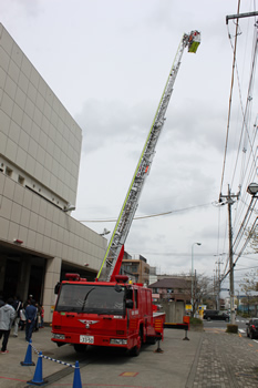 はしご車搭乗体験